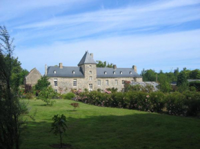 Отель Chambres d'hôtes Château de Bonabry  Ийон
